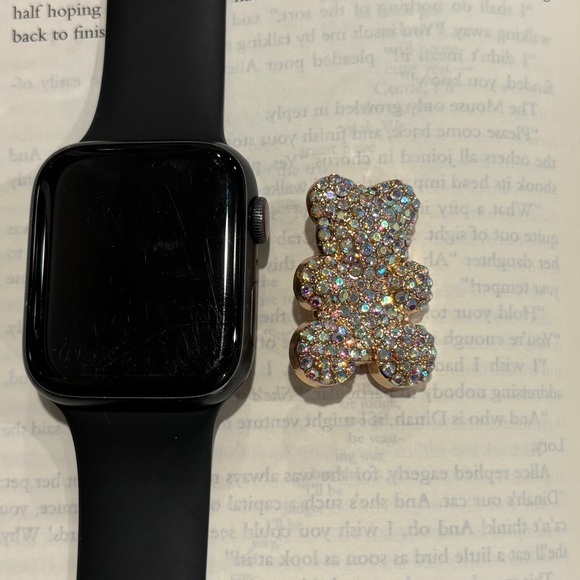 Diamond Rhinestone On Gold Gummy Bear Brooch NWT - Picture 8 of 8